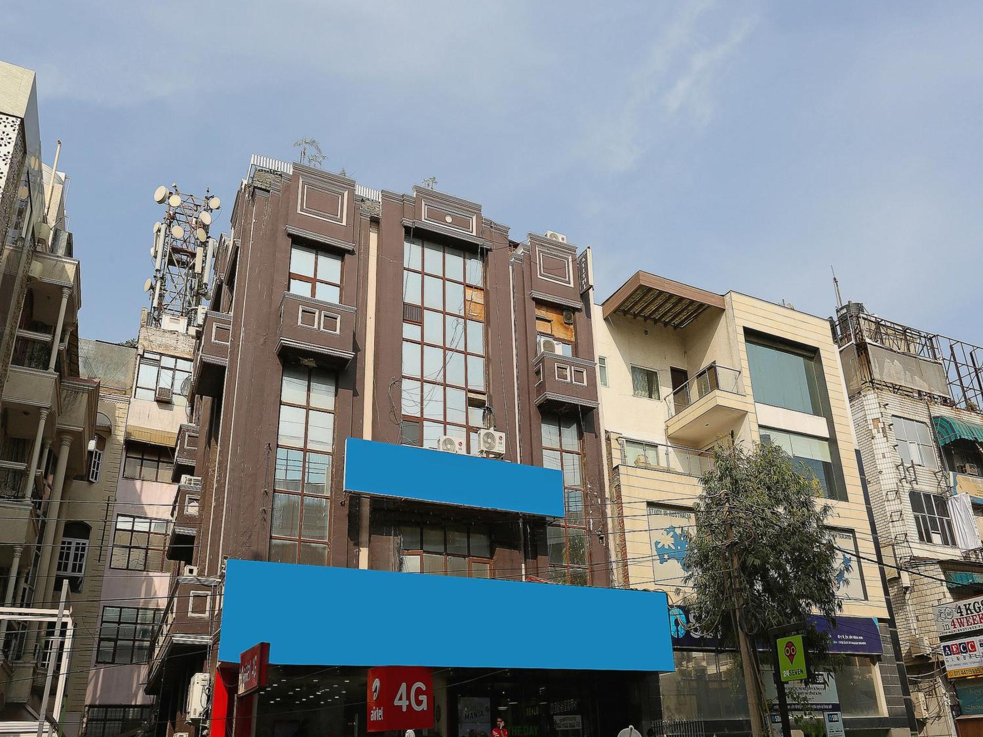 Oyo Flagship Hotel F Five New Delhi Extérieur photo