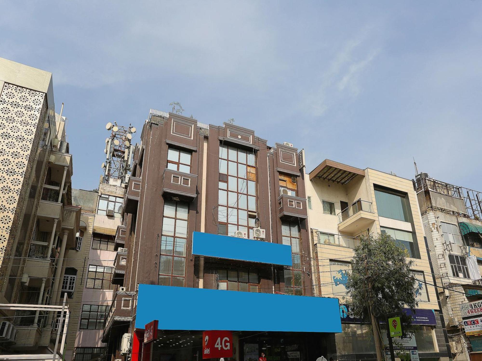 Oyo Flagship Hotel F Five New Delhi Extérieur photo